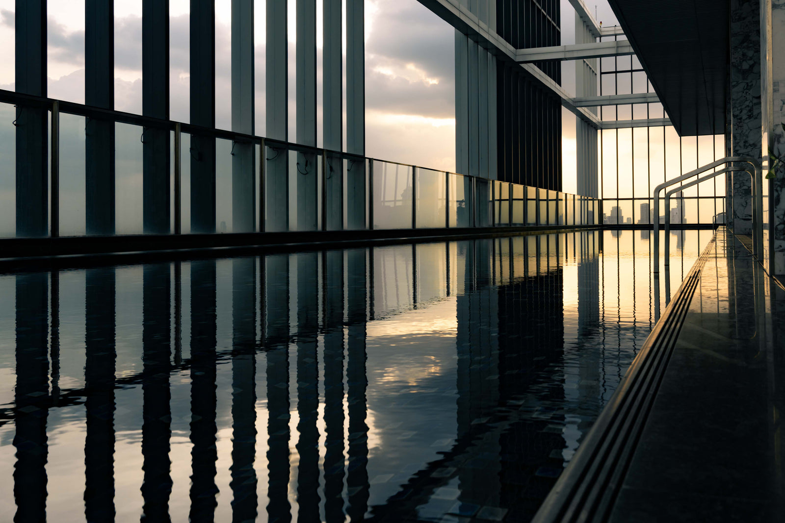 Bangkok-Pool-FabioGoncalves — 2