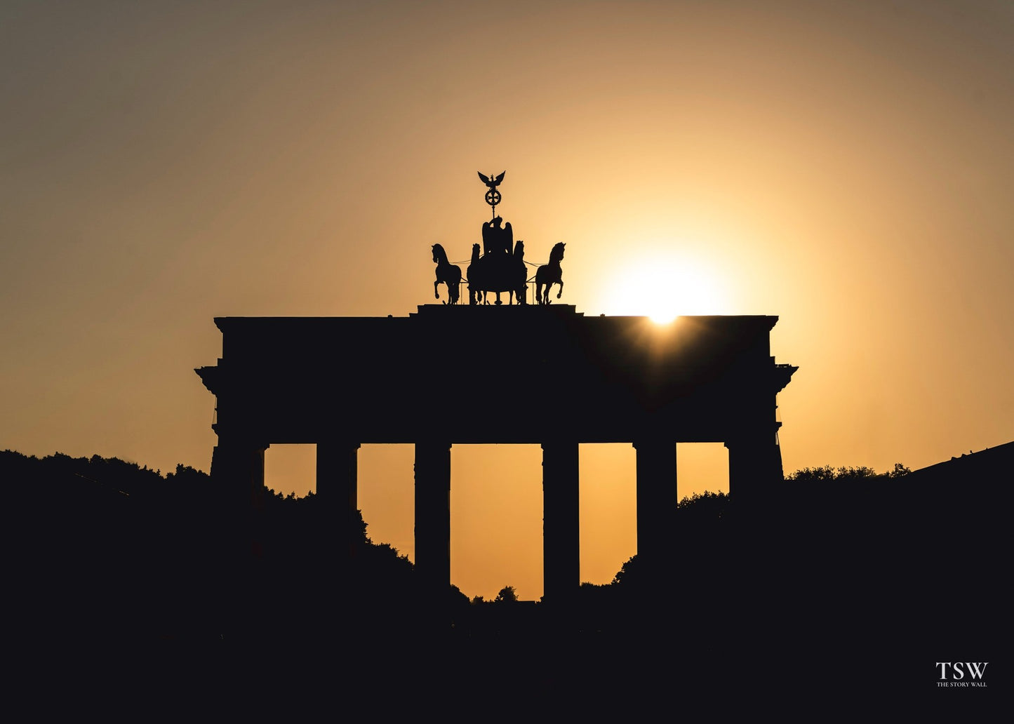 Brandenburg Gate Sunset, Berlin - The Story Wall - 