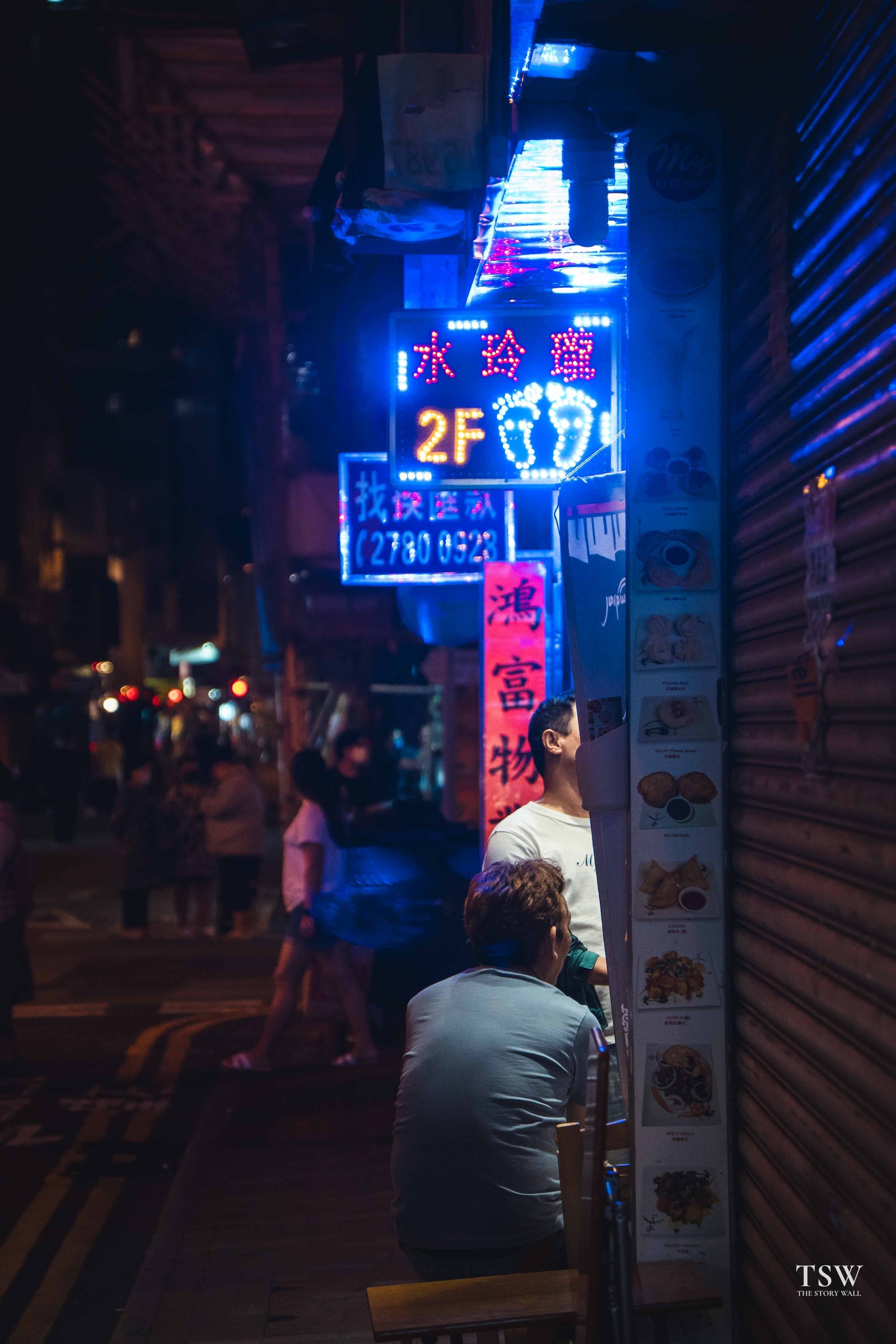 hk-neons-night — 4