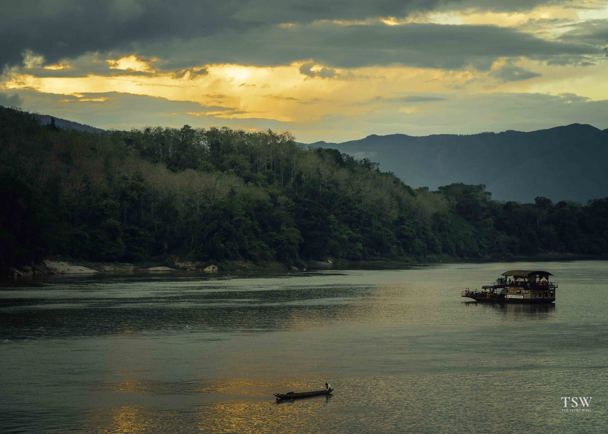 Mekong Peace, Laos - The Story Wall - 