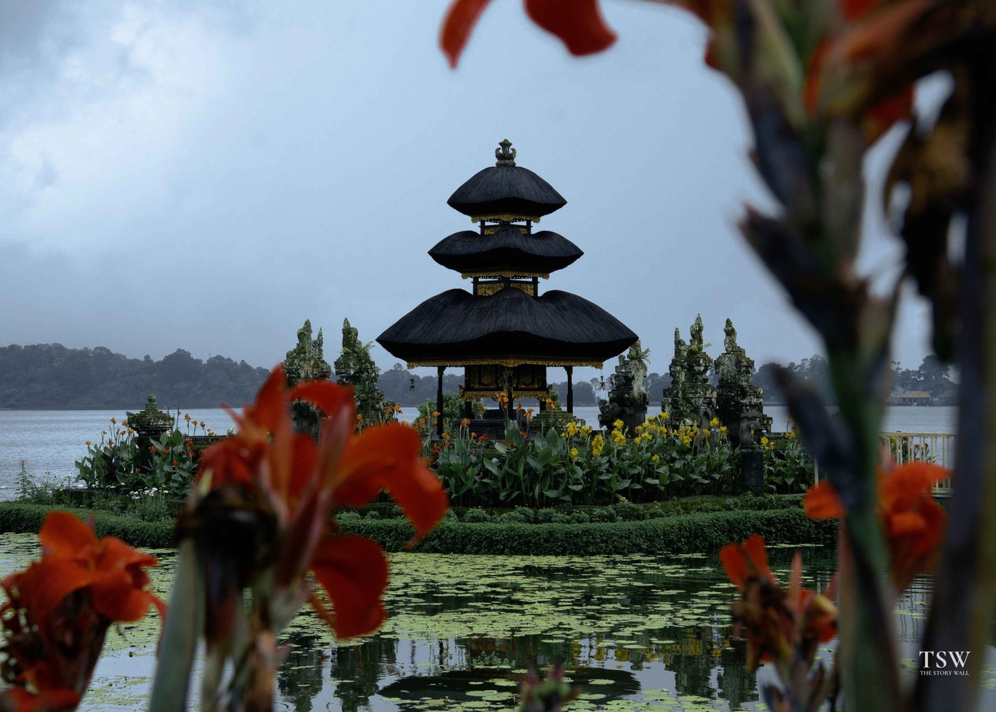 Ulun Danu Beratan, Bali - The Story Wall - 